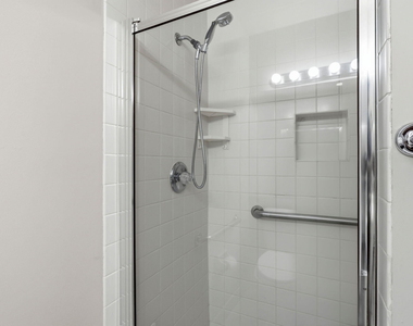 6170 Bay Isles Drive - Photo Thumbnail 24