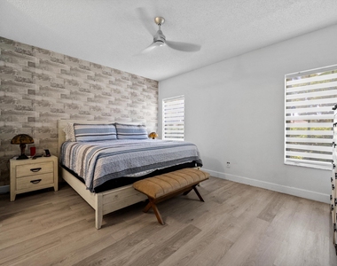 10761 Pelican Drive - Photo Thumbnail 9