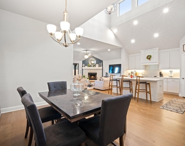 225 Lariat Trail - Photo Thumbnail 12
