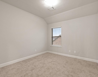 225 Lariat Trail - Photo Thumbnail 22