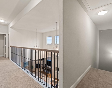 225 Lariat Trail - Photo Thumbnail 20