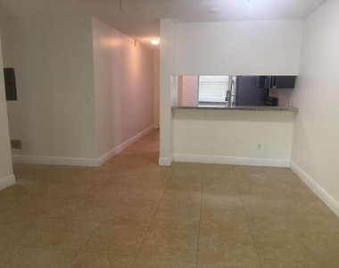 11524 Nw 45th Street - Photo Thumbnail 7