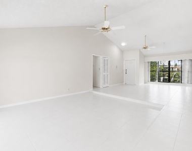 5055 Nw 89th Way - Photo Thumbnail 3