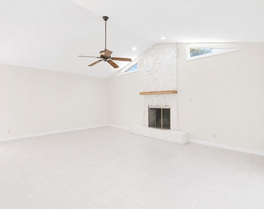5055 Nw 89th Way - Photo Thumbnail 5