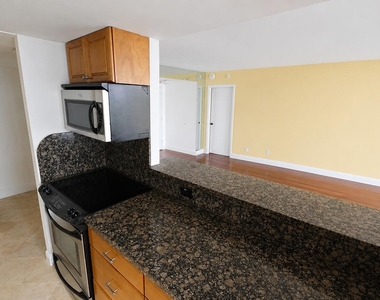 230 174th Street - Photo Thumbnail 8