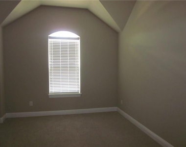 13951 Veranda Court - Photo Thumbnail 23