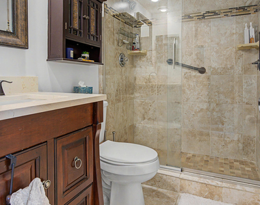 3930 Oaks Clubhouse Drive - Photo Thumbnail 20