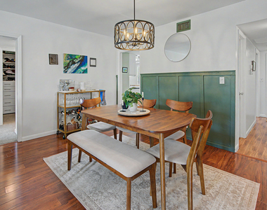 3930 Oaks Clubhouse Drive - Photo Thumbnail 8