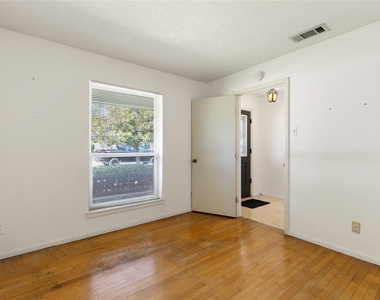 4765 Stallcup Drive - Photo Thumbnail 21