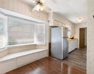4765 Stallcup Drive - Photo Thumbnail 13