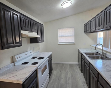 1451 Brook Meadow Circle - Photo Thumbnail 2