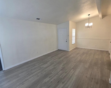 1451 Brook Meadow Circle - Photo Thumbnail 3