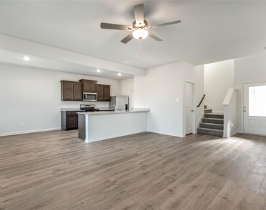 11117 Santana Drive - Photo Thumbnail 3