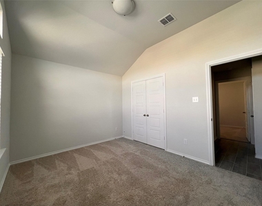 5744 Brookville Drive - Photo Thumbnail 21