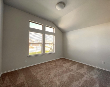 5744 Brookville Drive - Photo Thumbnail 20