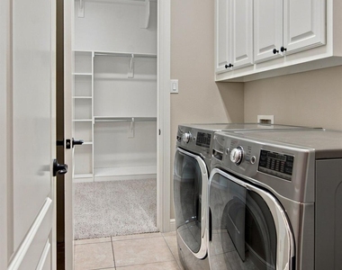 1819 Park Highland Way - Photo Thumbnail 22