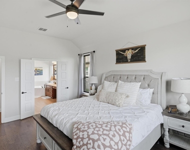 313 Bowrider Lane - Photo Thumbnail 17