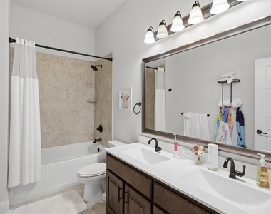 313 Bowrider Lane - Photo Thumbnail 25