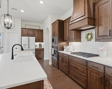 313 Bowrider Lane - Photo Thumbnail 14
