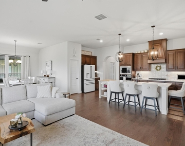 313 Bowrider Lane - Photo Thumbnail 11