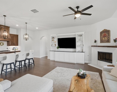313 Bowrider Lane - Photo Thumbnail 10