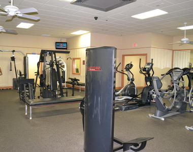 246 Normandy Lane - Photo Thumbnail 34