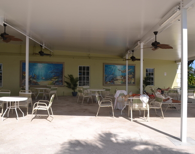 246 Normandy Lane - Photo Thumbnail 41
