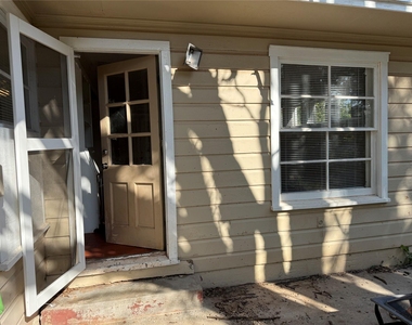 4042 Benbrook Street - Photo Thumbnail 30