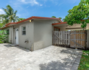2831 N Seacrest Boulevard - Photo Thumbnail 27