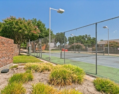 18240 Midway Road - Photo Thumbnail 27