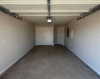 518 Colorado Street - Photo Thumbnail 1