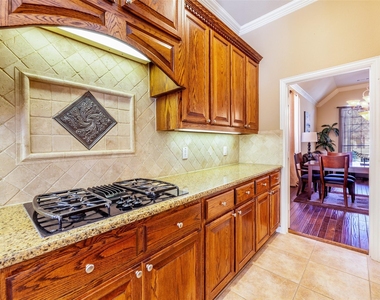 920 Fannin Drive - Photo Thumbnail 19