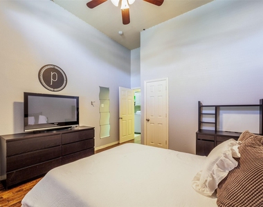 920 Fannin Drive - Photo Thumbnail 33