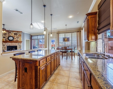 920 Fannin Drive - Photo Thumbnail 18