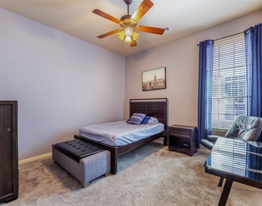 920 Fannin Drive - Photo Thumbnail 30