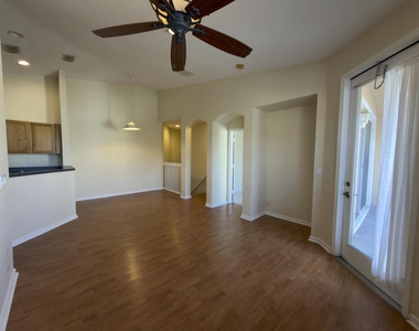1712 Carvelle Drive - Photo Thumbnail 1