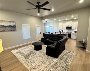 137 Copper Lane - Photo Thumbnail 2