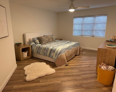 176 Seabreeze Circle - Photo Thumbnail 18