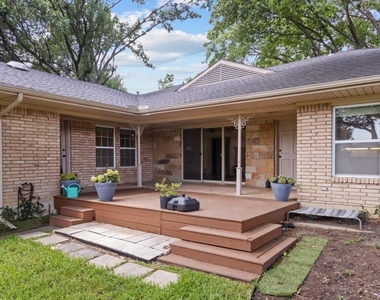 6950 Joyce Way - Photo Thumbnail 8