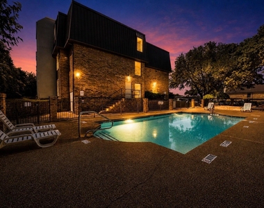 11480 Audelia Road - Photo Thumbnail 15