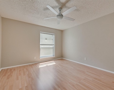 11480 Audelia Road - Photo Thumbnail 11