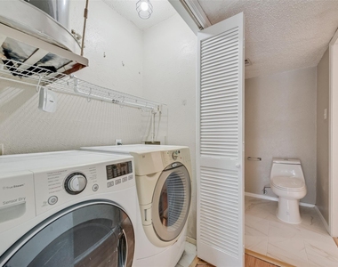 11480 Audelia Road - Photo Thumbnail 9