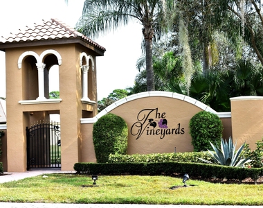 895 Sw Grand Reserves Boulevard Sw - Photo Thumbnail 41