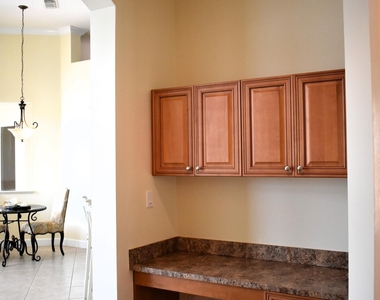 895 Sw Grand Reserves Boulevard Sw - Photo Thumbnail 25
