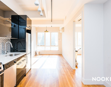880 Dekalb Ave - Photo Thumbnail 6