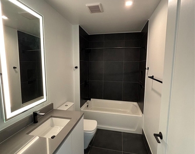 1801 N Pearl Street - Photo Thumbnail 19