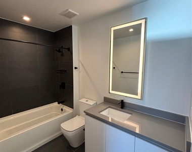 1801 N Pearl Street - Photo Thumbnail 38