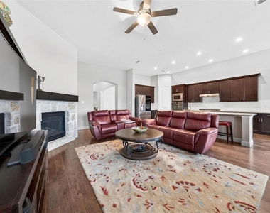 1513 Liberty Way Trail - Photo Thumbnail 6