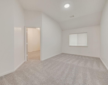 10441 Stoneside Trail - Photo Thumbnail 11