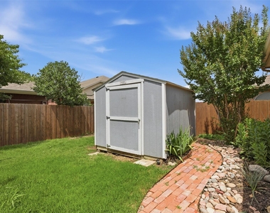 3705 Vista Greens Drive - Photo Thumbnail 30